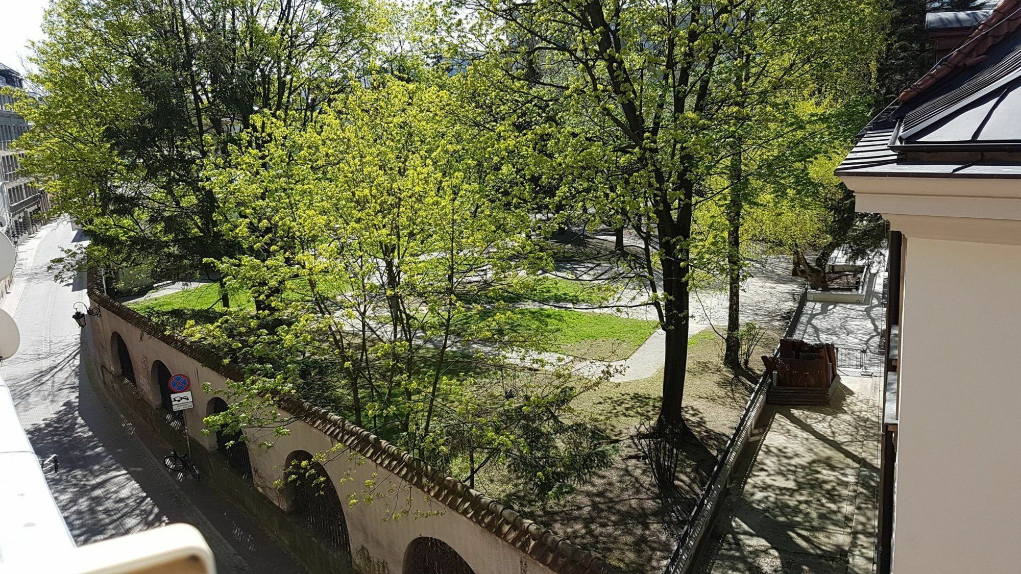 Krakowskie Przedmiescie "Night And Day" Warsaw Exterior photo